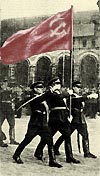 Знамя Победы на Красной площади 9 мая 1965 года.